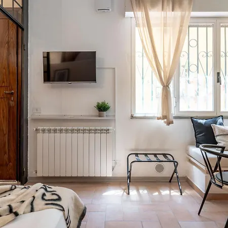 Little Pier Vettori Daire Floransa